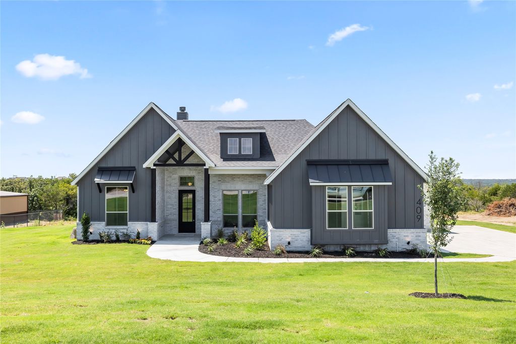 409 Persimmon Court, Weatherford, TX 76085