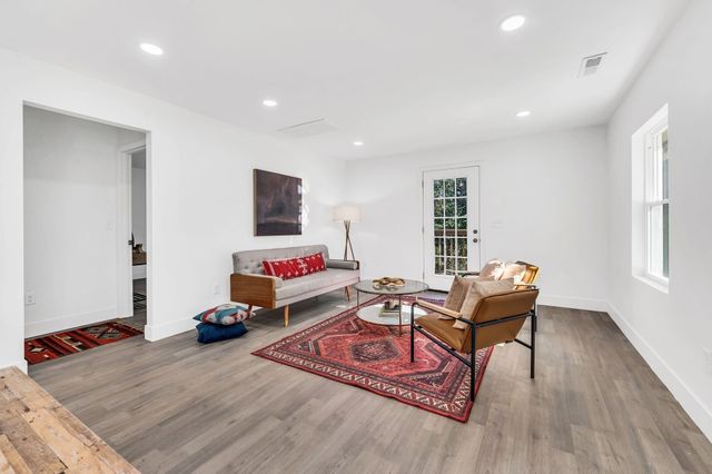 143 Donald St, Nashville, TN 37207