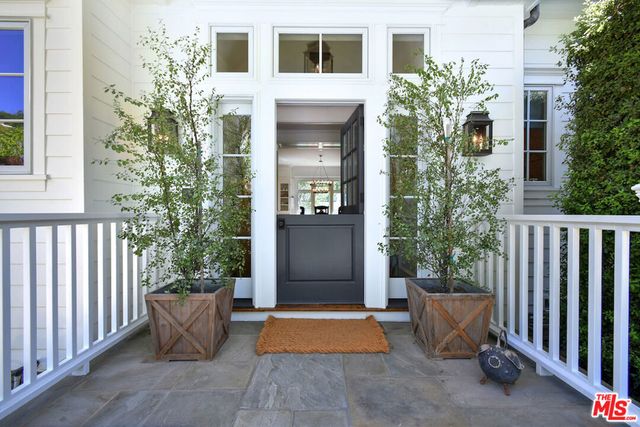 3640 Longridge Avenue, Sherman Oaks, CA 91423