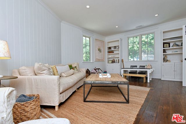 3640 Longridge Avenue, Sherman Oaks, CA 91423