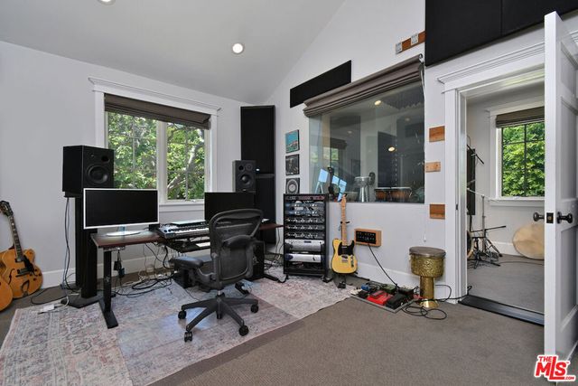 3640 Longridge Avenue, Sherman Oaks, CA 91423