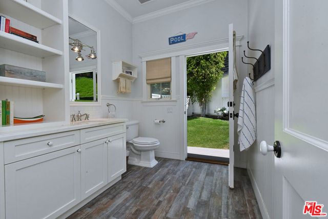 3640 Longridge Avenue, Sherman Oaks, CA 91423