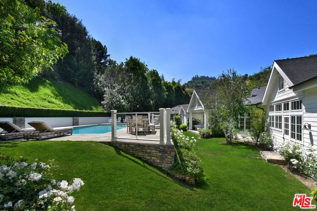 3640 Longridge Avenue, Sherman Oaks, CA 91423