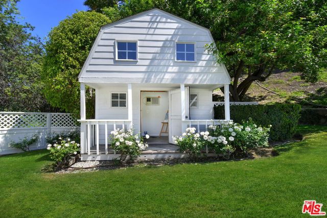 3640 Longridge Avenue, Sherman Oaks, CA 91423