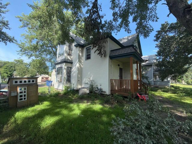 429 5th Avenue NE, Saint Cloud, MN 56304