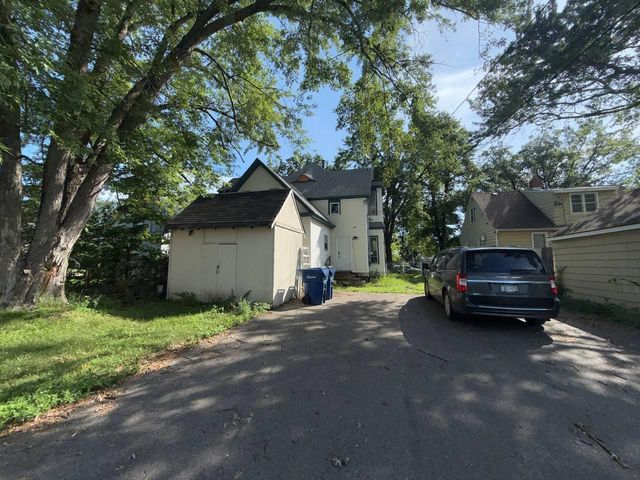 429 5th Avenue NE, Saint Cloud, MN 56304