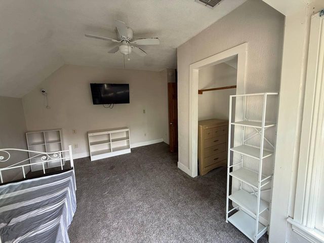 429 5th Avenue NE, Saint Cloud, MN 56304