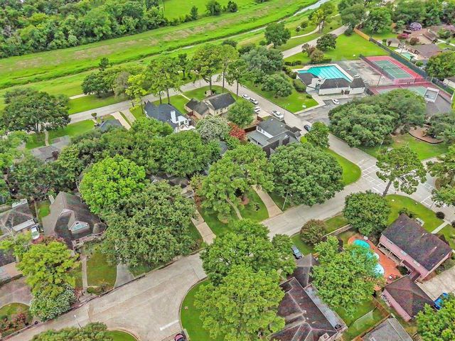 11423 Canyon Trail Drive, Houston, TX 77066