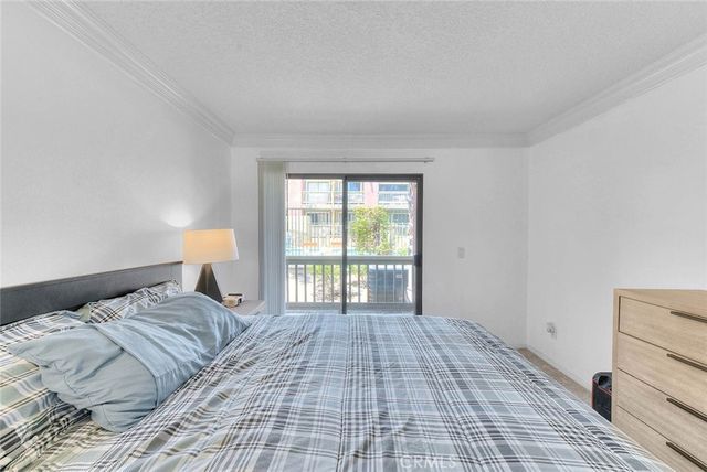 760 Rimpau 102, Corona, CA 92879