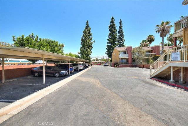 760 Rimpau 102, Corona, CA 92879