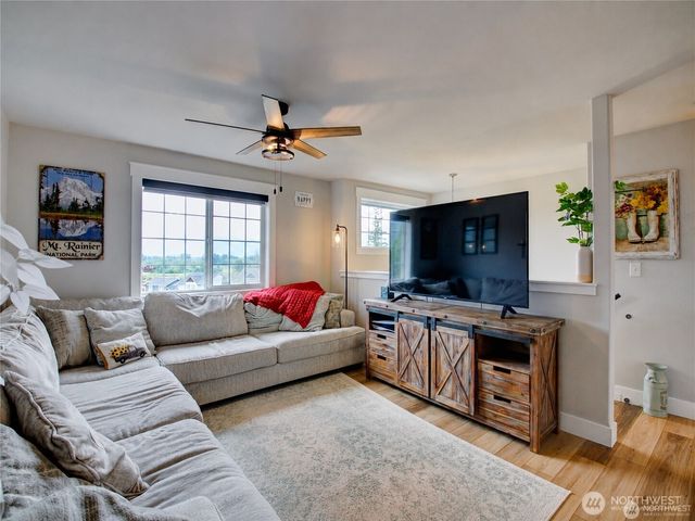 1424 Vecchio Court, Sedro Woolley, WA 98284