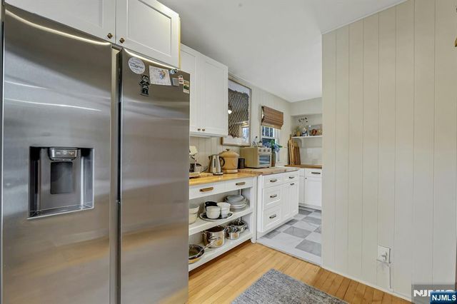 19 Pine Street, Closter, NJ 07624