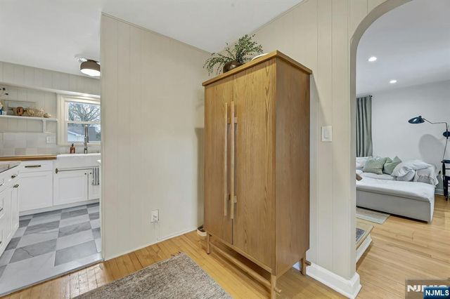 19 Pine Street, Closter, NJ 07624