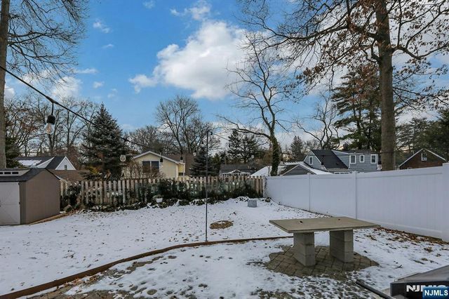 19 Pine Street, Closter, NJ 07624