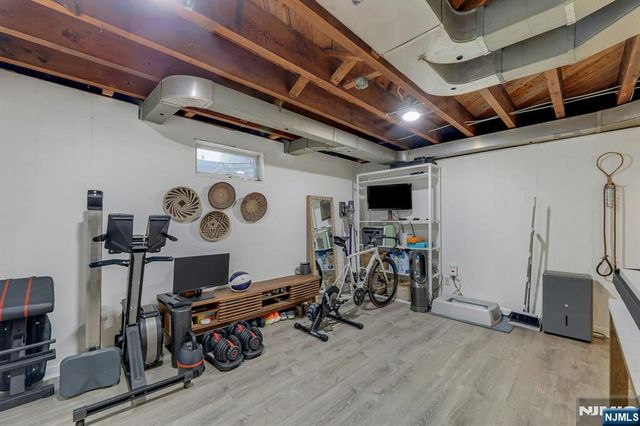 19 Pine Street, Closter, NJ 07624