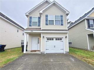 215 Thalia RD, Virginia Beach, VA 23452