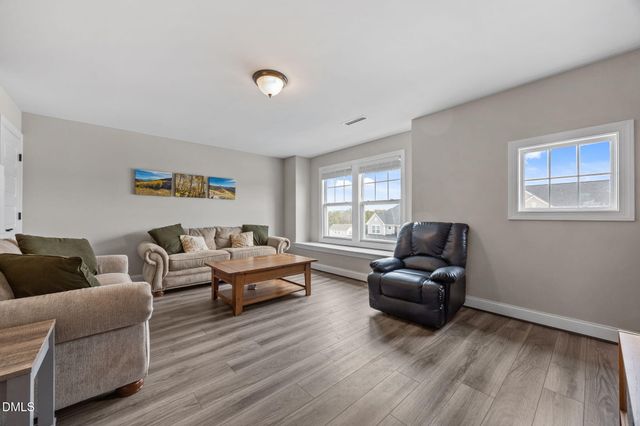 125 Anna Point Lane, Rolesville, NC 27571