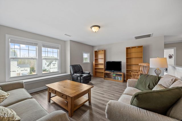 125 Anna Point Lane, Rolesville, NC 27571