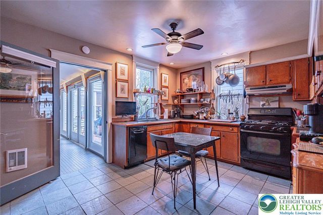 253 East Church Street, Bethlehem City, PA 18018