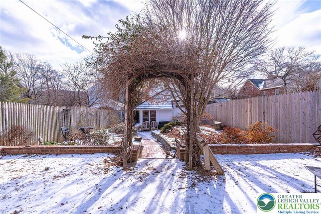 253 East Church Street, Bethlehem City, PA 18018