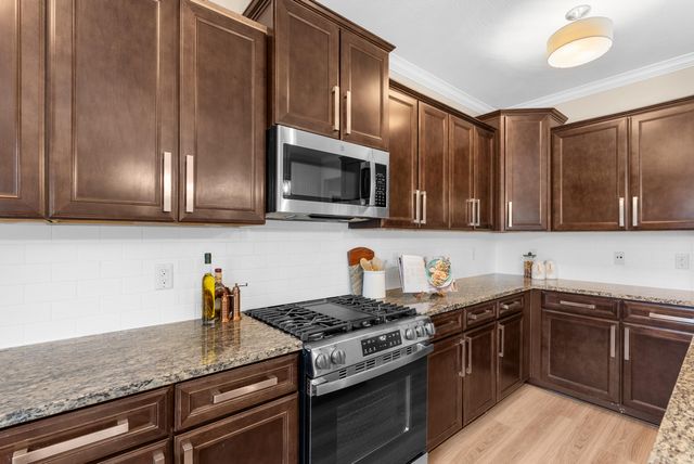 10785 Schuur Street, Portage City, MI 49024