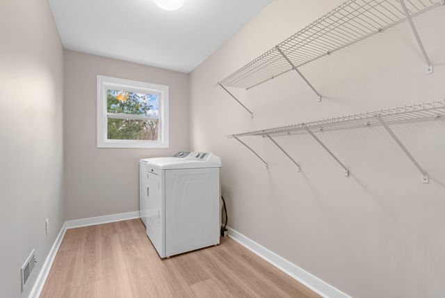 10785 Schuur Street, Portage City, MI 49024