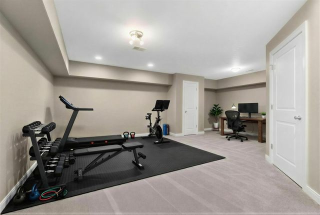 10785 Schuur Street, Portage City, MI 49024