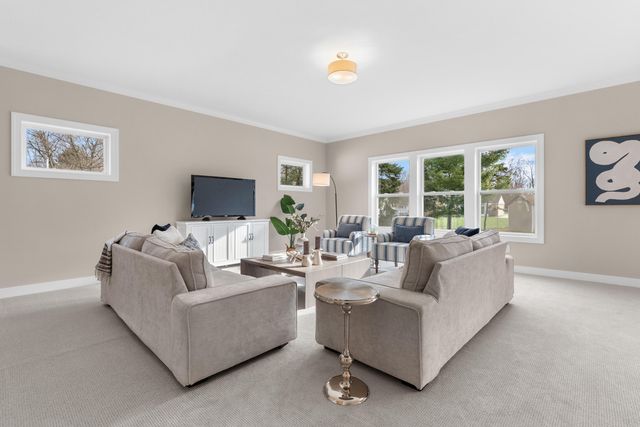 10785 Schuur Street, Portage City, MI 49024