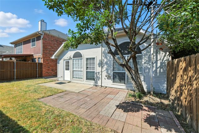 2119 Amherst Drive, Lewisville, TX 75067