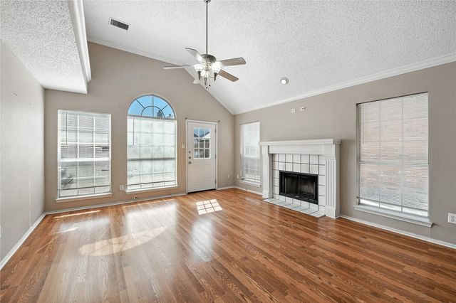 2119 Amherst Drive, Lewisville, TX 75067