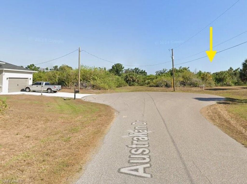 329 Australian DR, ROTONDA WEST, FL 33947 — photo 5