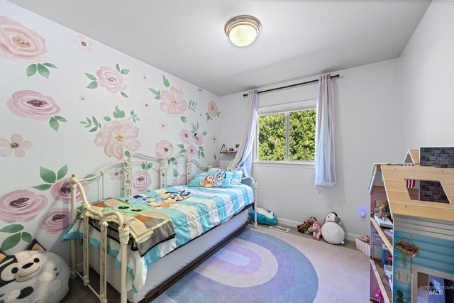 115 N Brent, Nampa, ID 83687