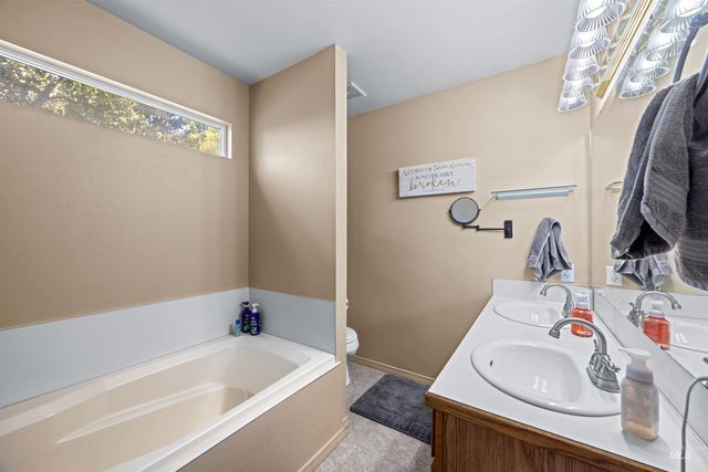 115 N Brent, Nampa, ID 83687