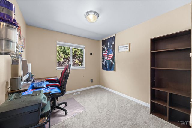 115 N Brent, Nampa, ID 83687