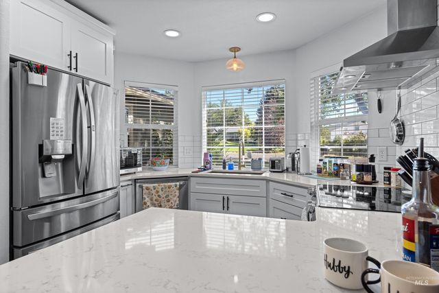 115 N Brent, Nampa, ID 83687