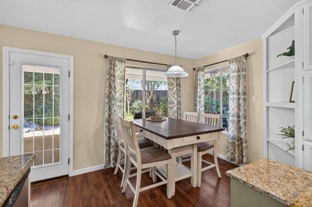 807 Rancho Gaviota Ct, Roseville, CA 95747