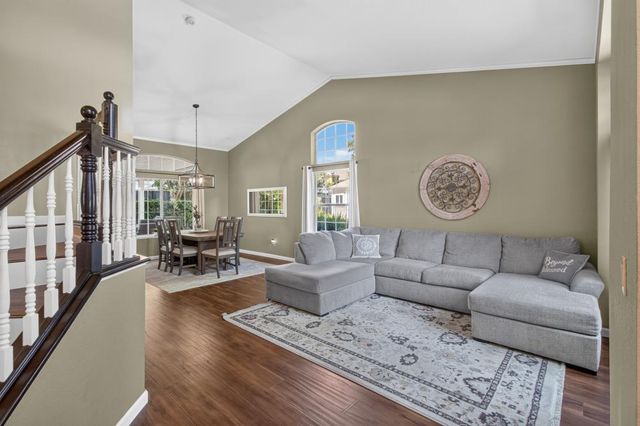 807 Rancho Gaviota Ct, Roseville, CA 95747