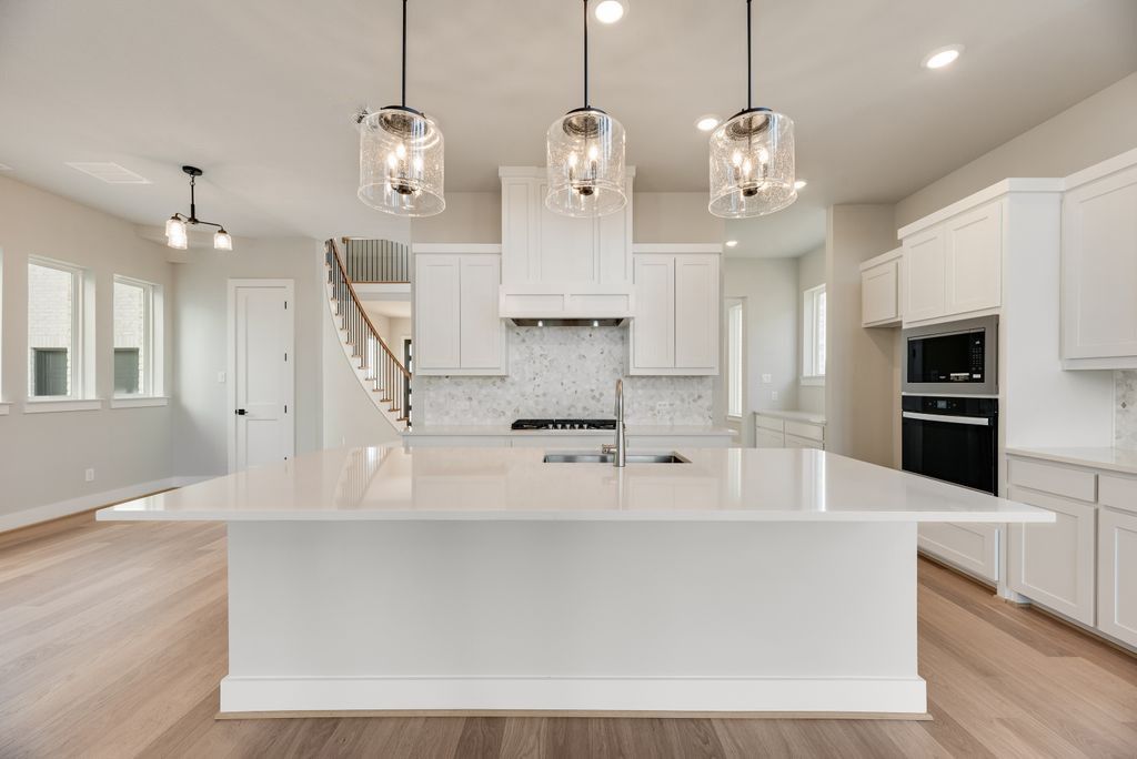 705 Clover Lane, Anna, TX 75409