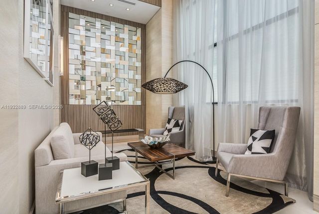 999 SW 1st Ave 3216, Miami, FL 33130