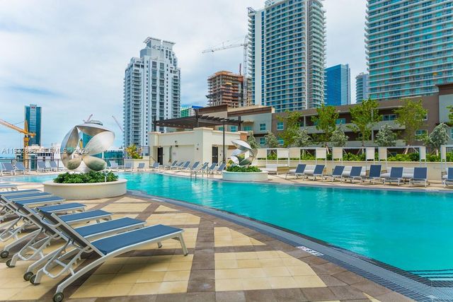 999 SW 1st Ave 3216, Miami, FL 33130