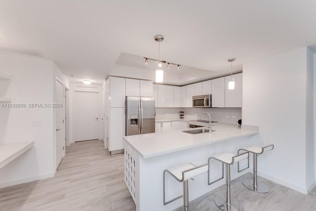 999 SW 1st Ave 3216, Miami, FL 33130