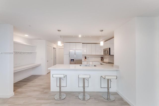 999 SW 1st Ave 3216, Miami, FL 33130