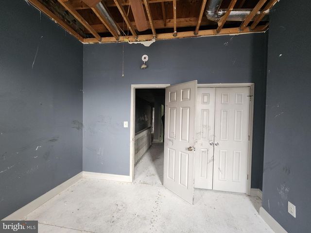 1824 E FEDERAL ST, Baltimore, MD 21213