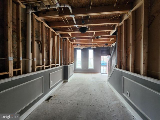 1824 E FEDERAL ST, Baltimore, MD 21213