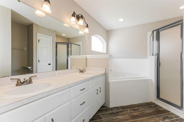 8157 BRISTOL BAY AVENUE, Lakeland, FL 33810