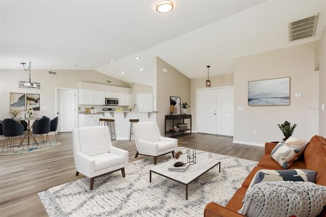 8157 BRISTOL BAY AVENUE, Lakeland, FL 33810