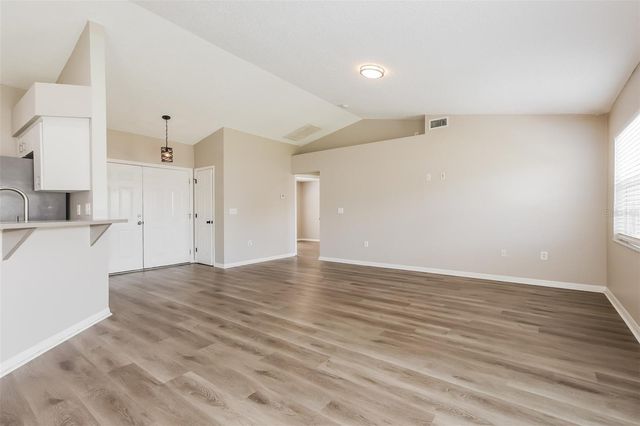 8157 BRISTOL BAY AVENUE, Lakeland, FL 33810