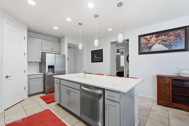 7014 W PEDRO Lane, Laveen, AZ 85339