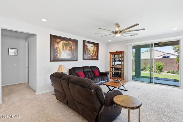7014 W PEDRO Lane, Laveen, AZ 85339