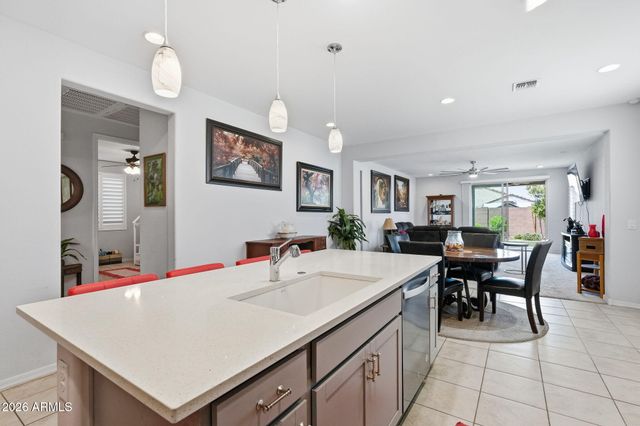 7014 W PEDRO Lane, Laveen, AZ 85339